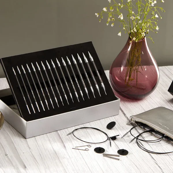 Set de Agujas Circulares Intercambiables 13 cm KnitPro Karbonz Edición Regalo