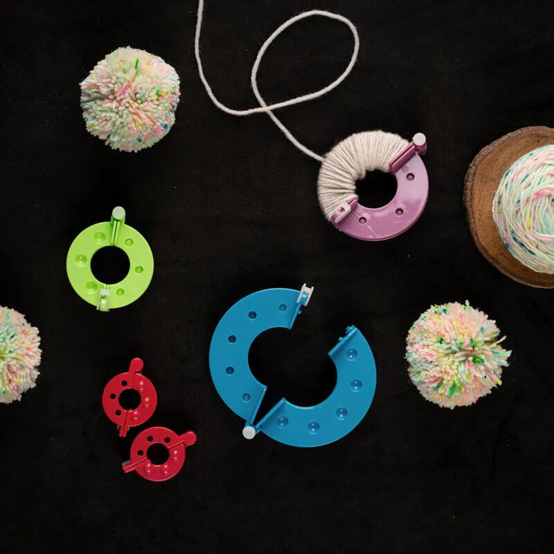 Set para crear Pompones KnitPro Nirvana | 4 Medidas 4 Pompom Maker KnitPro